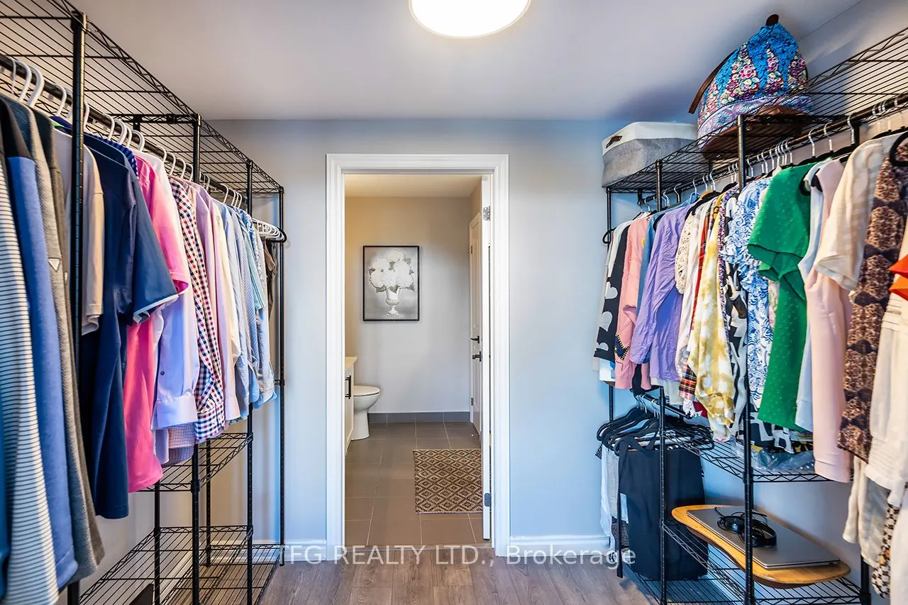 109 King Avenue East Avenue E, #504