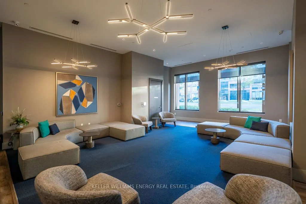 2550 Simcoe Street N, #2421