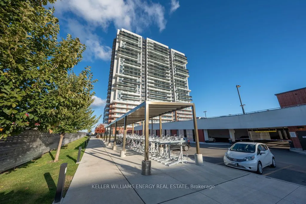 2550 Simcoe Street N, #2421