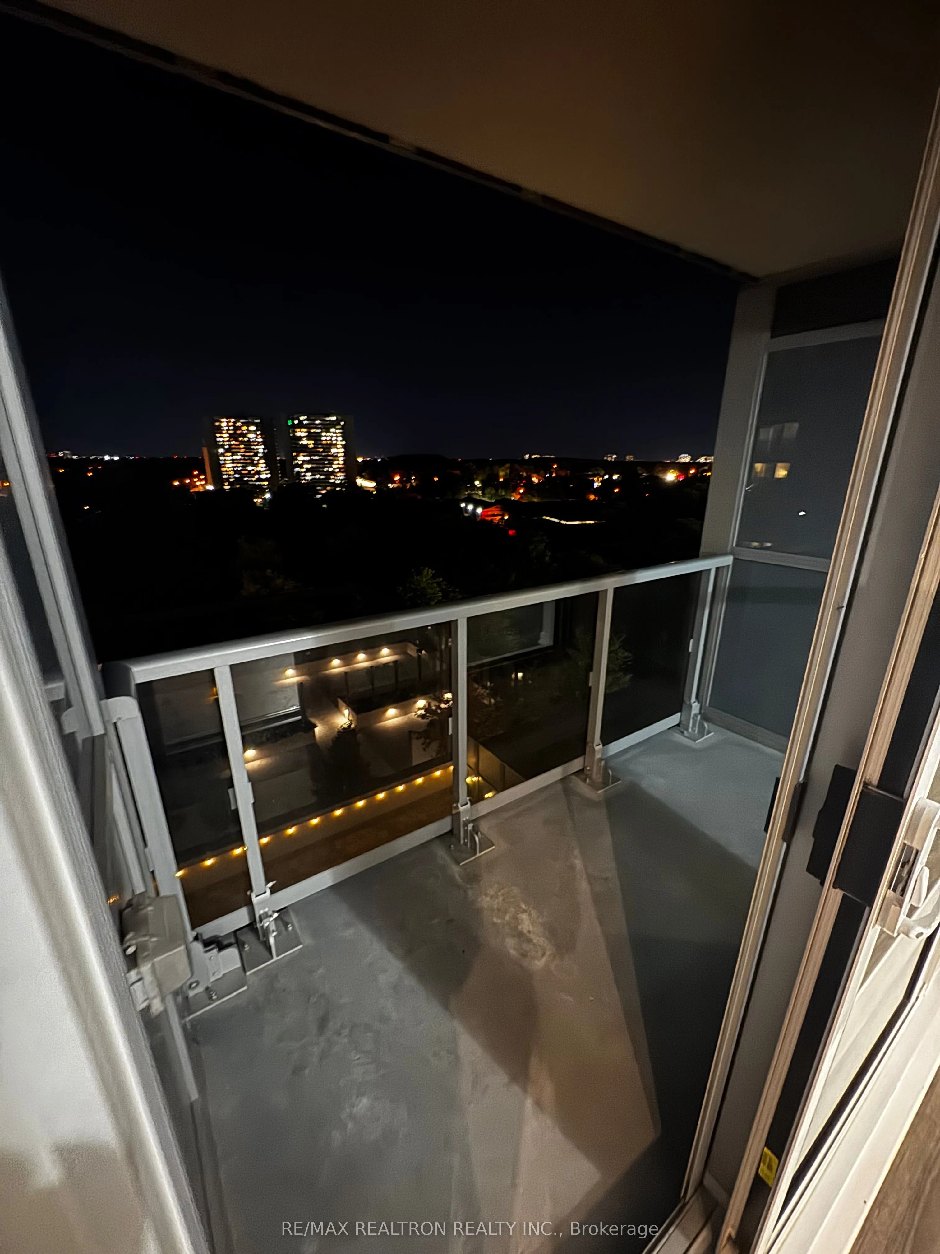 225 Village Green Square, #903