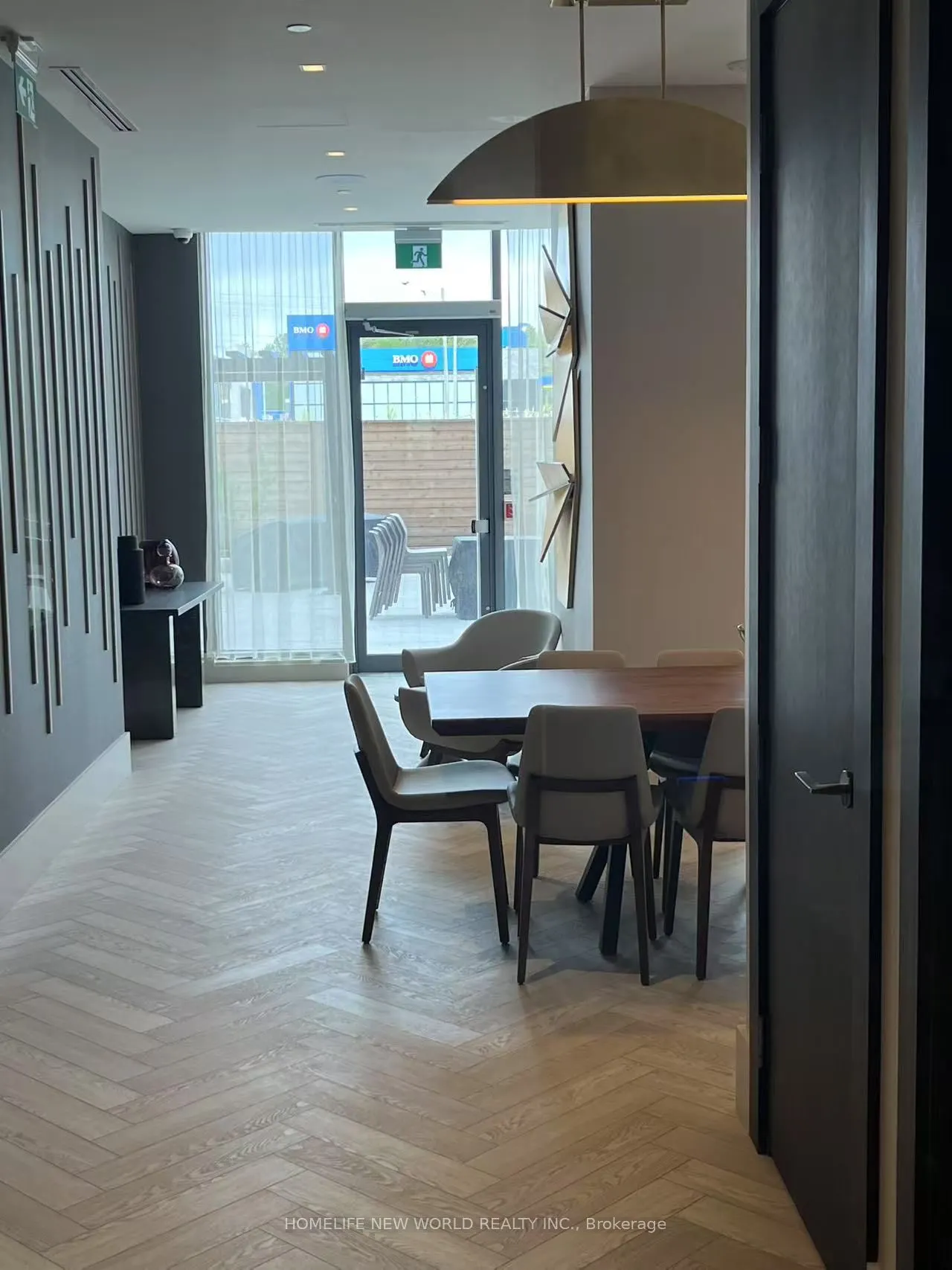 2545 Simcoe Street N, #350