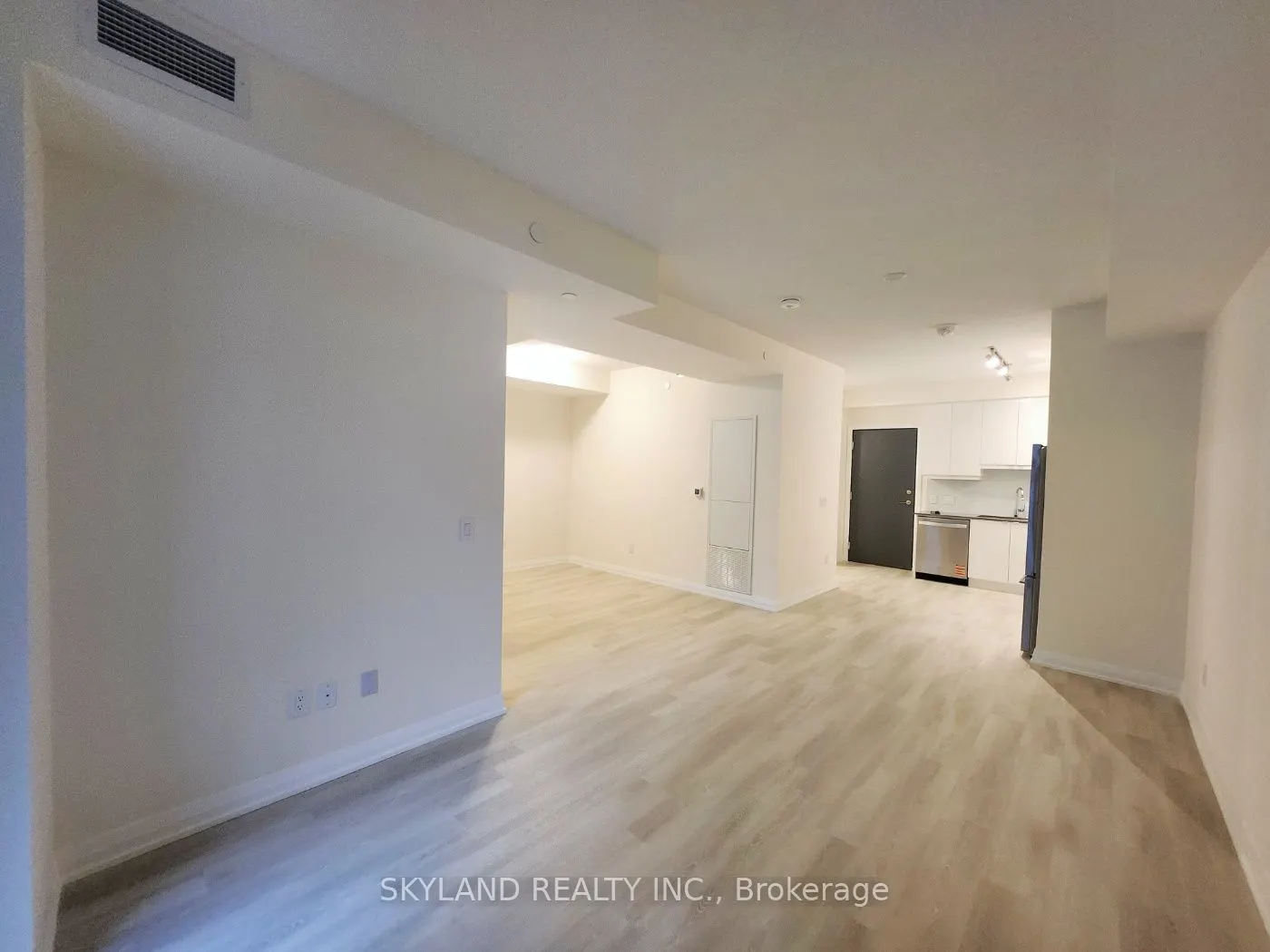3260 Sheppard Avenue E, #706