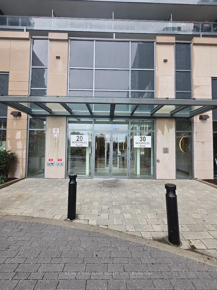 30 Meadowglen Place, #612