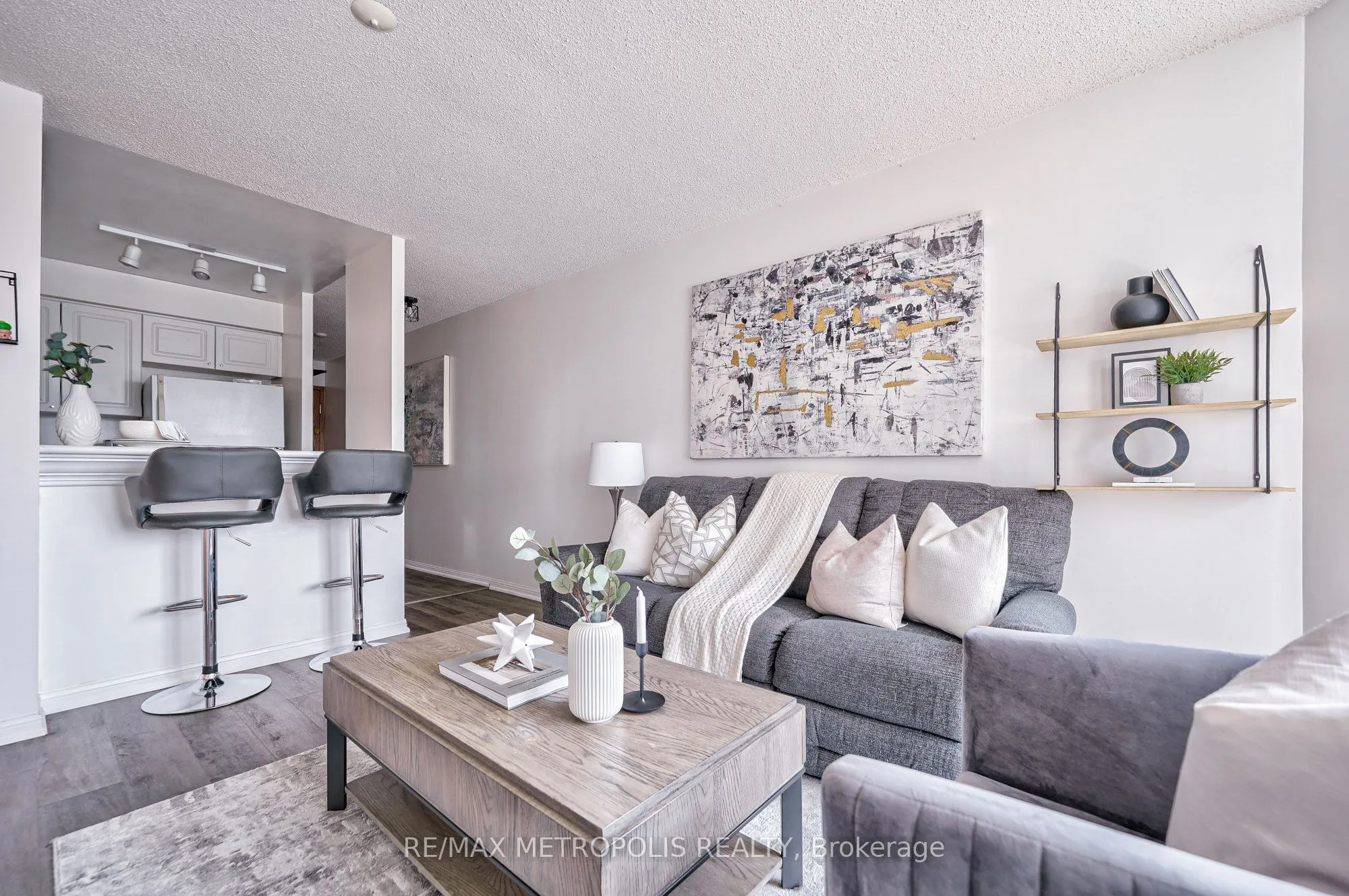 11 Lee Centre Drive, #PH109