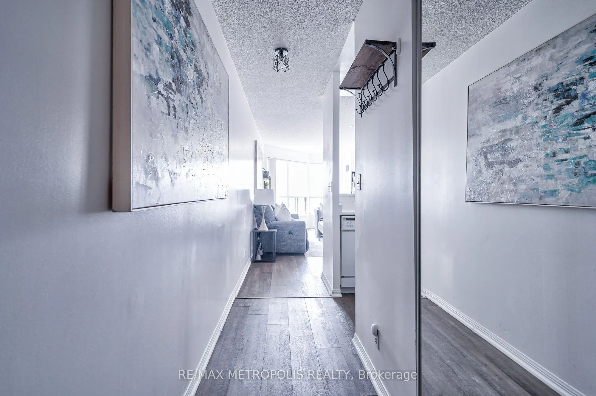 11 Lee Centre Drive, #PH109