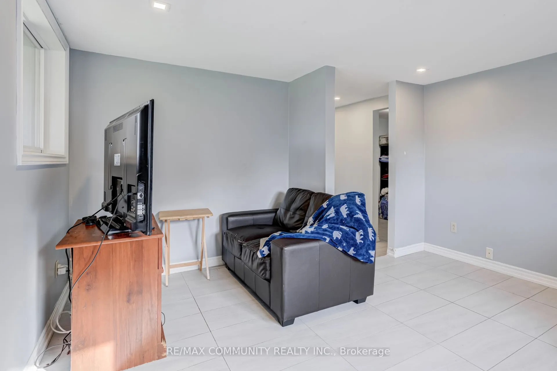 3504 Concession Road, #8