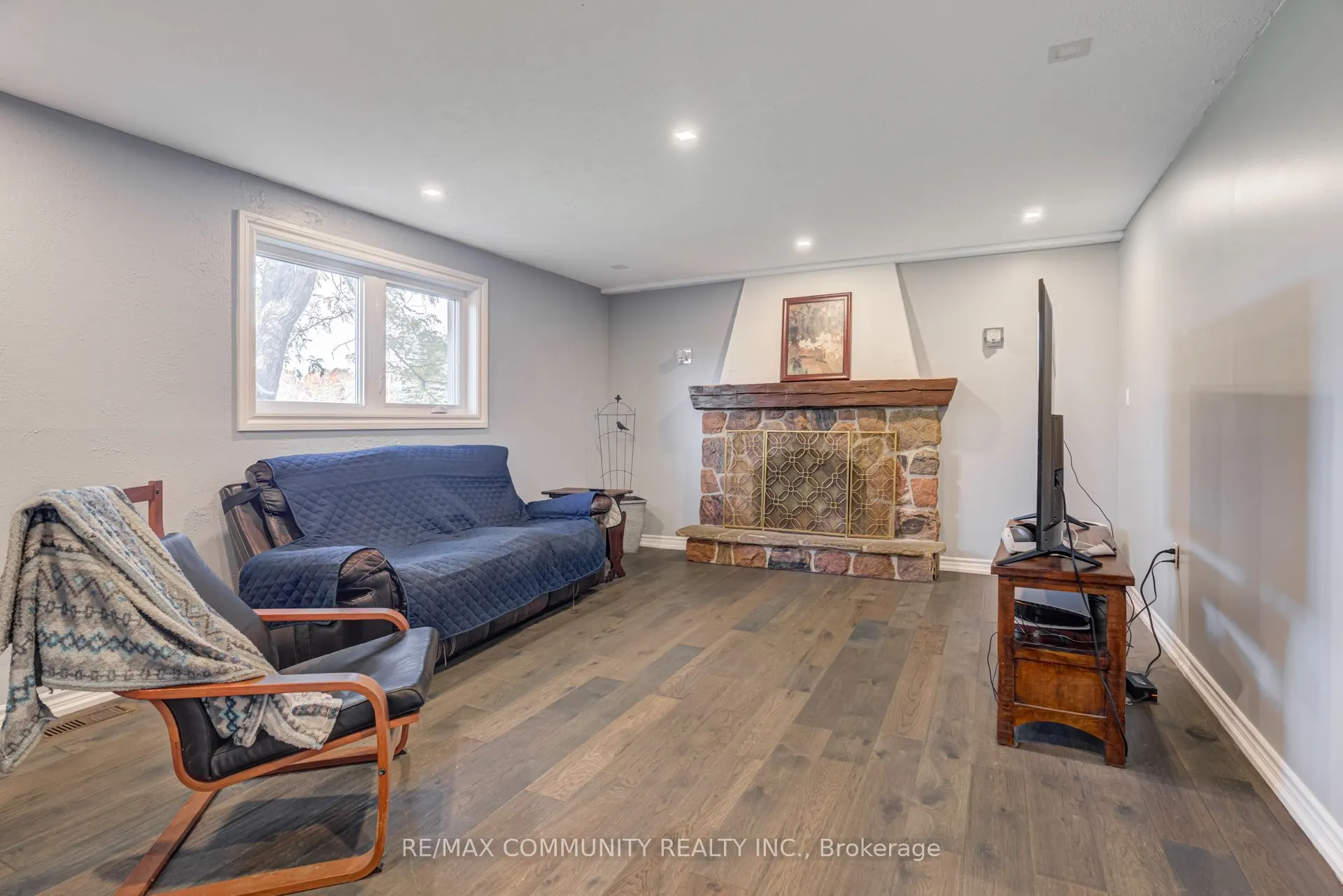 3504 Concession Road, #8