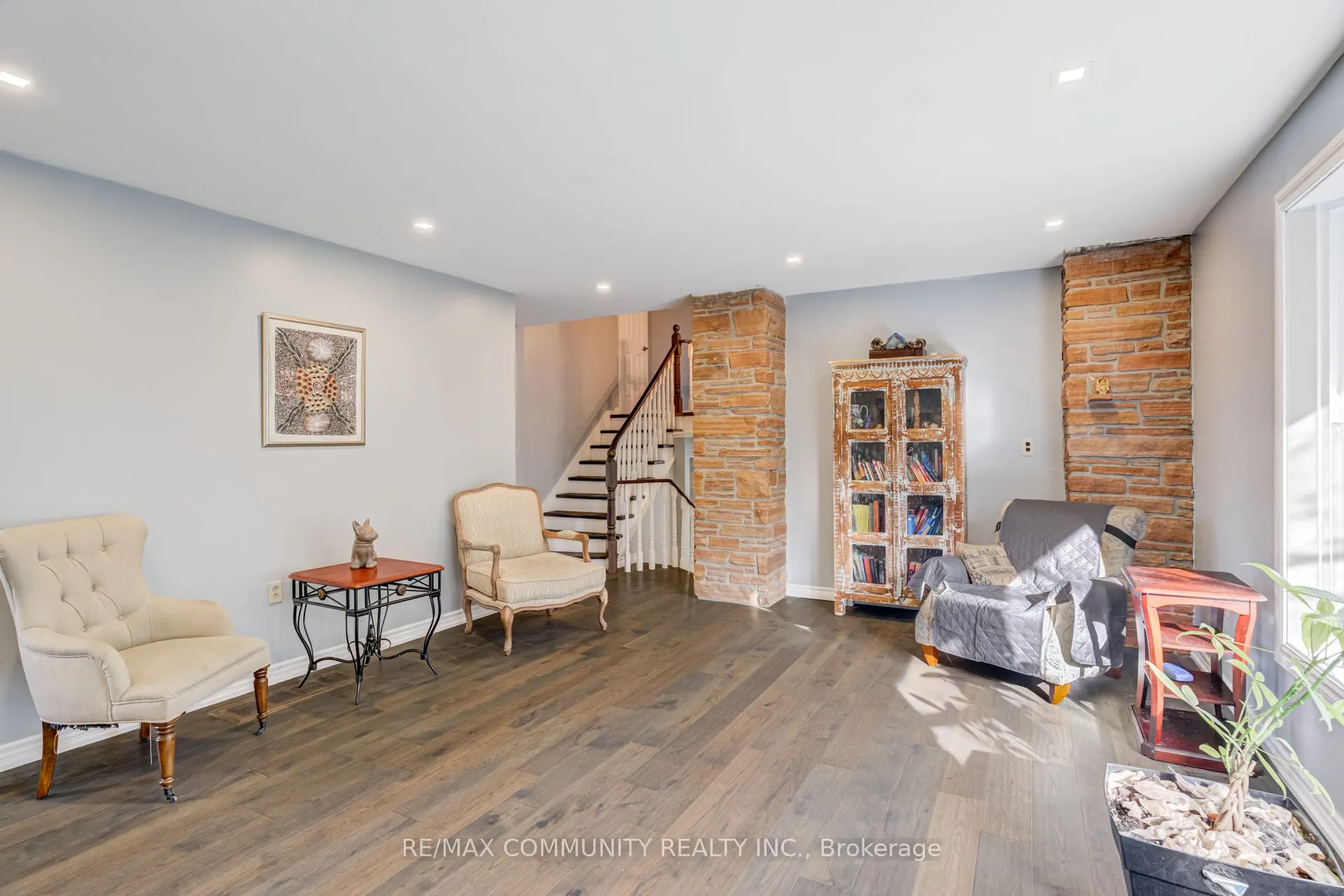 3504 Concession Road, #8