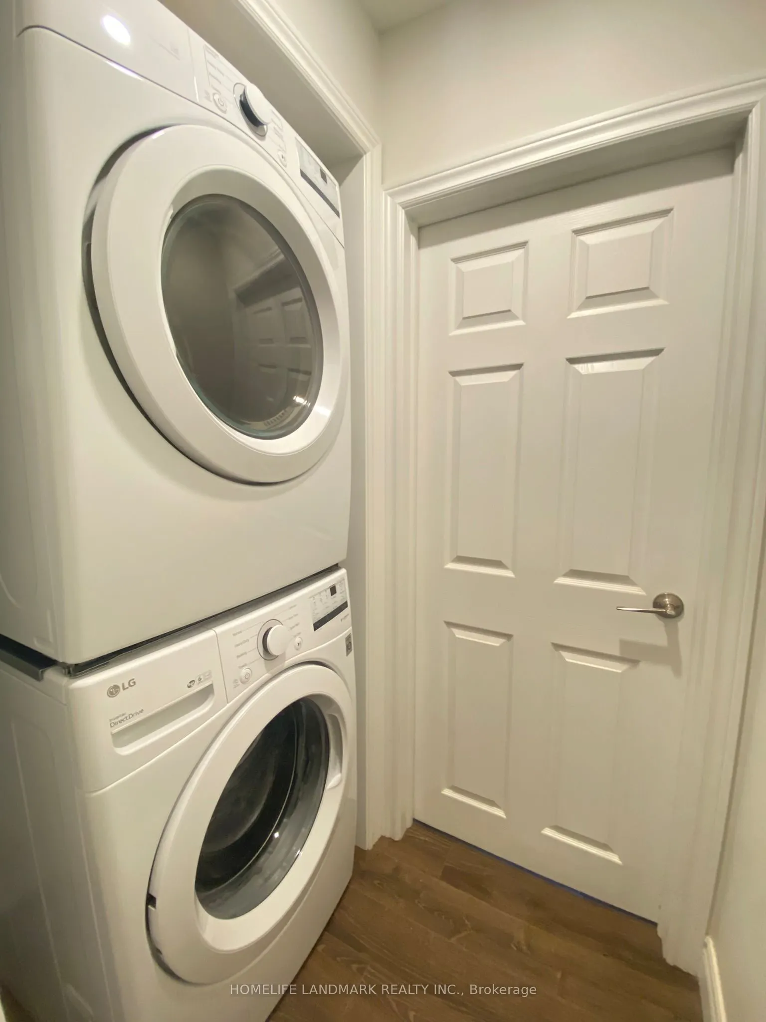 156 Guildwood Parkway, #Upper