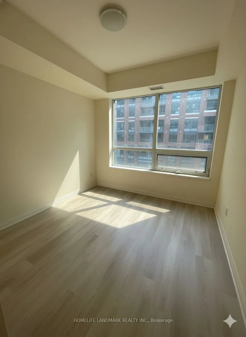 3260 Sheppard Avenue E, #305
