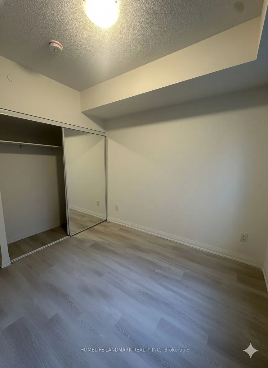 3260 Sheppard Avenue E, #305