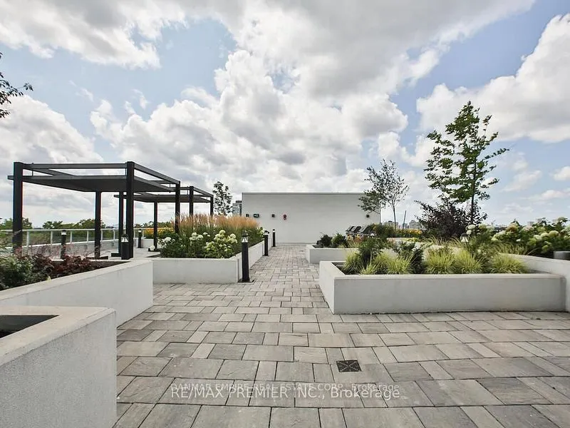 3220 Sheppard Avenue E, #423