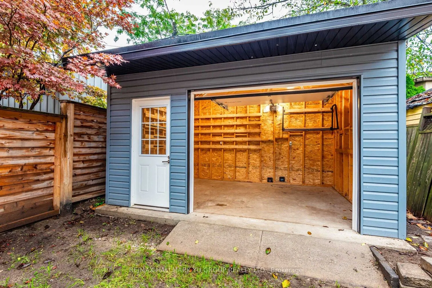 402 Milverton Boulevard