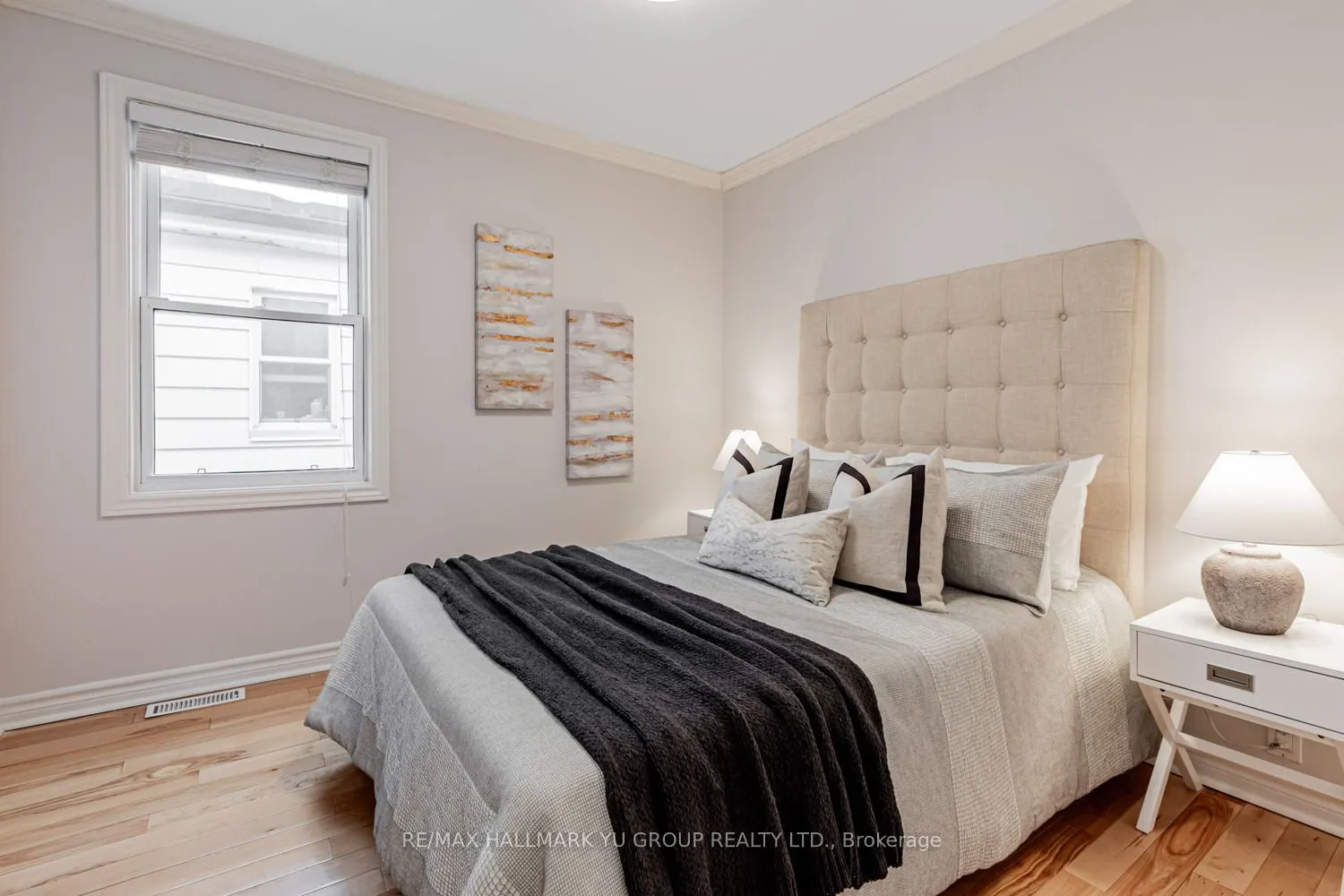 402 Milverton Boulevard