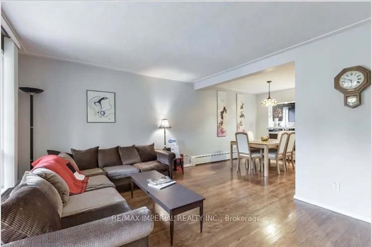 30 Ivordale Crescent, #Main