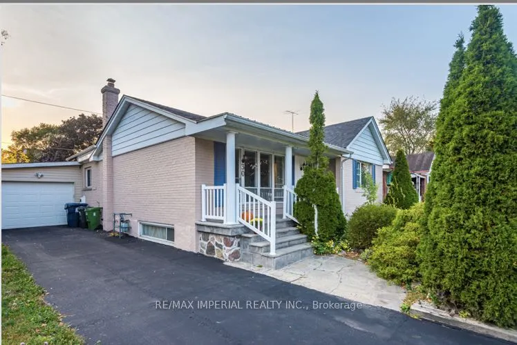 30 Ivordale Crescent, #Main