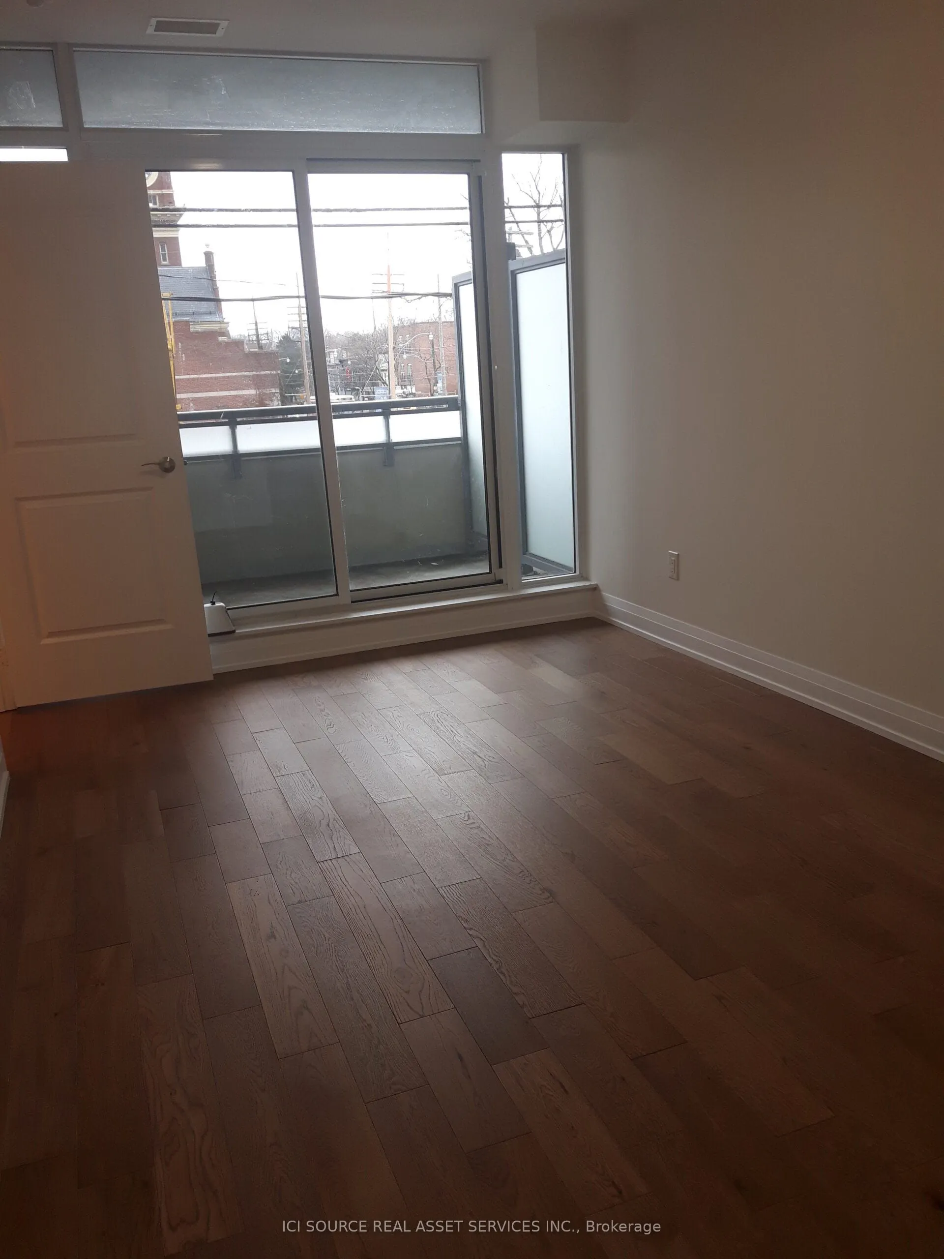 200 Woodbine Avenue, #208