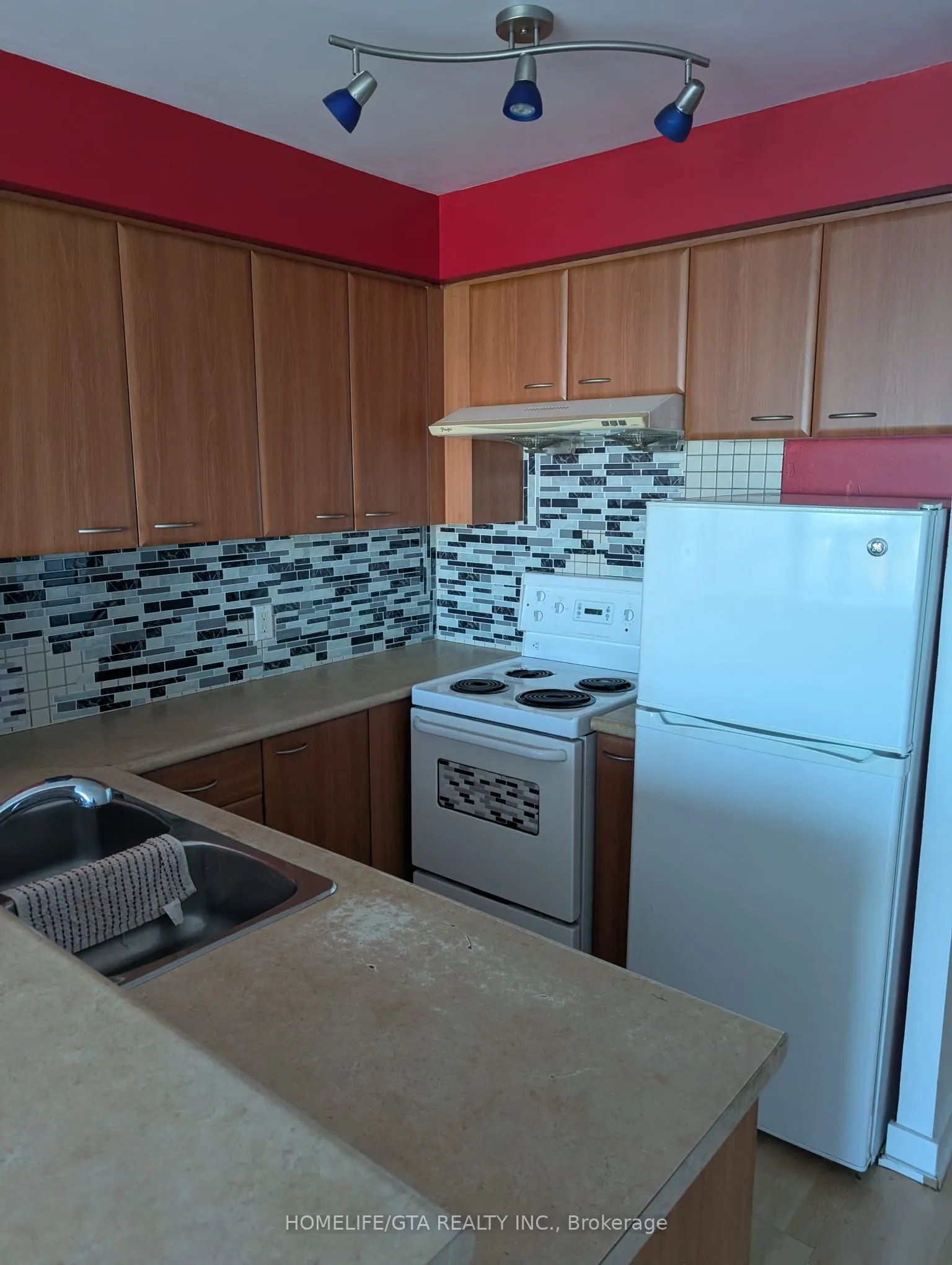 36 Lee Centre Drive, #2515