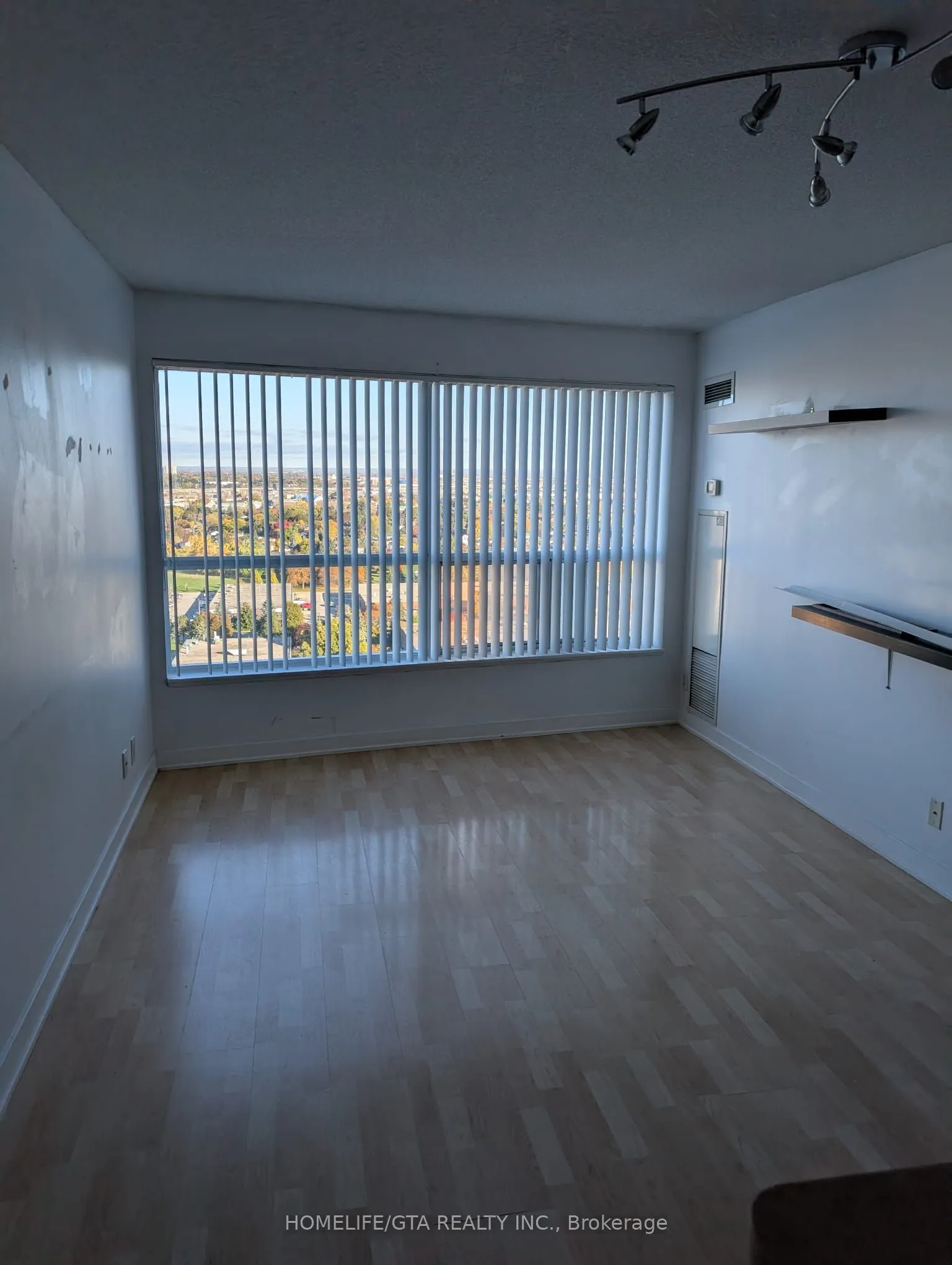 36 Lee Centre Drive, #2515