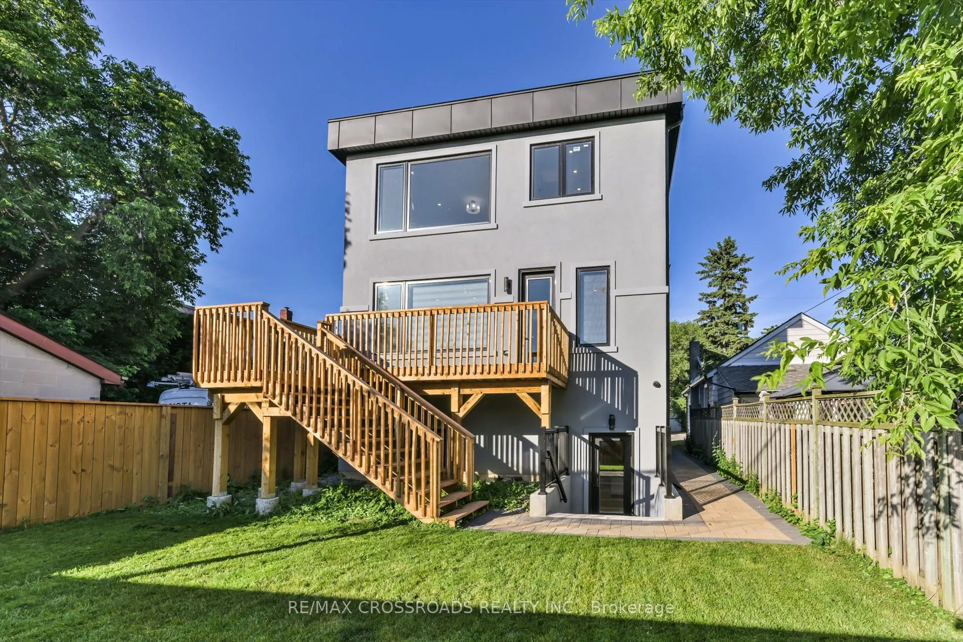 84 Westbourne Avenue