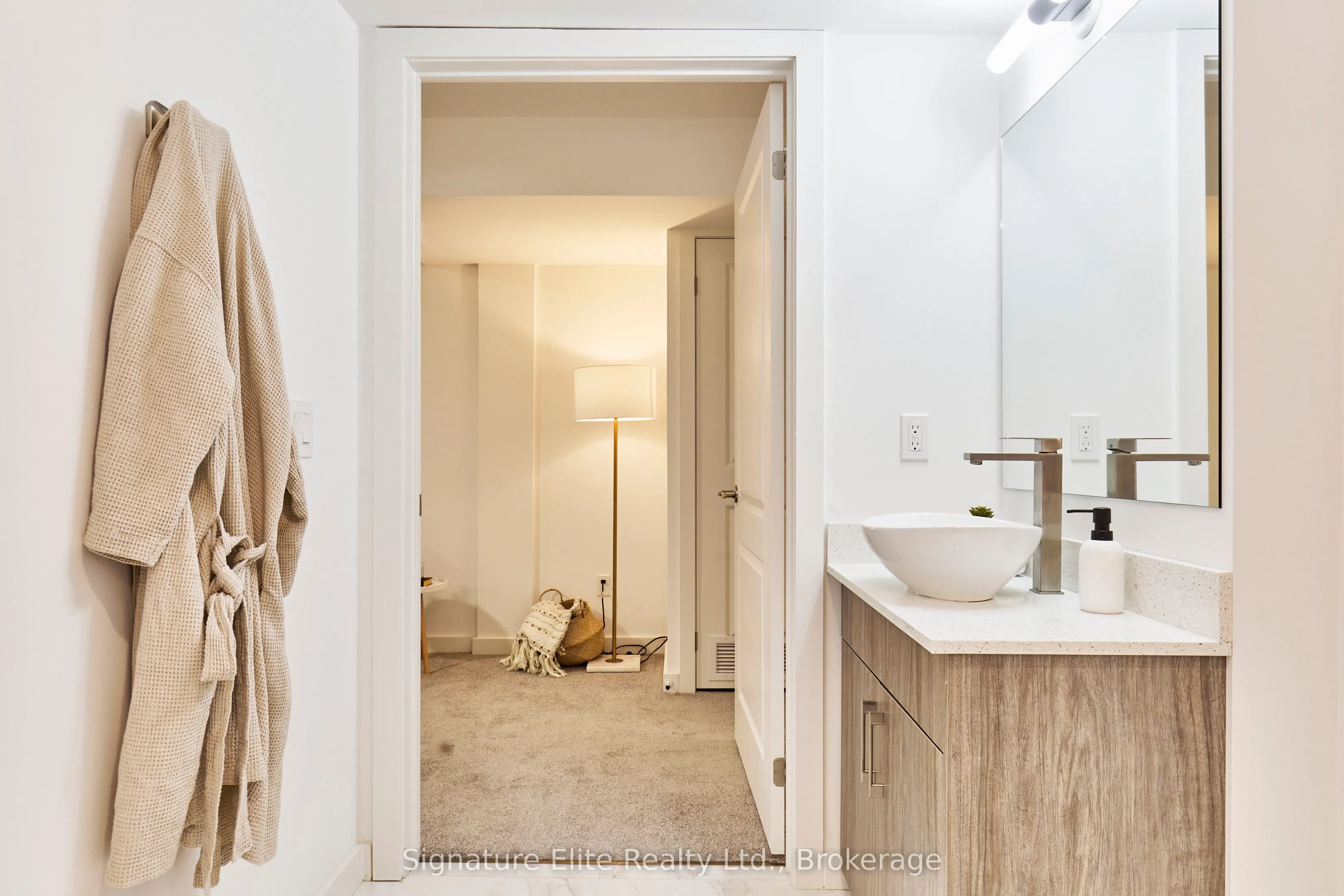 45 Connaught Avenue, #201