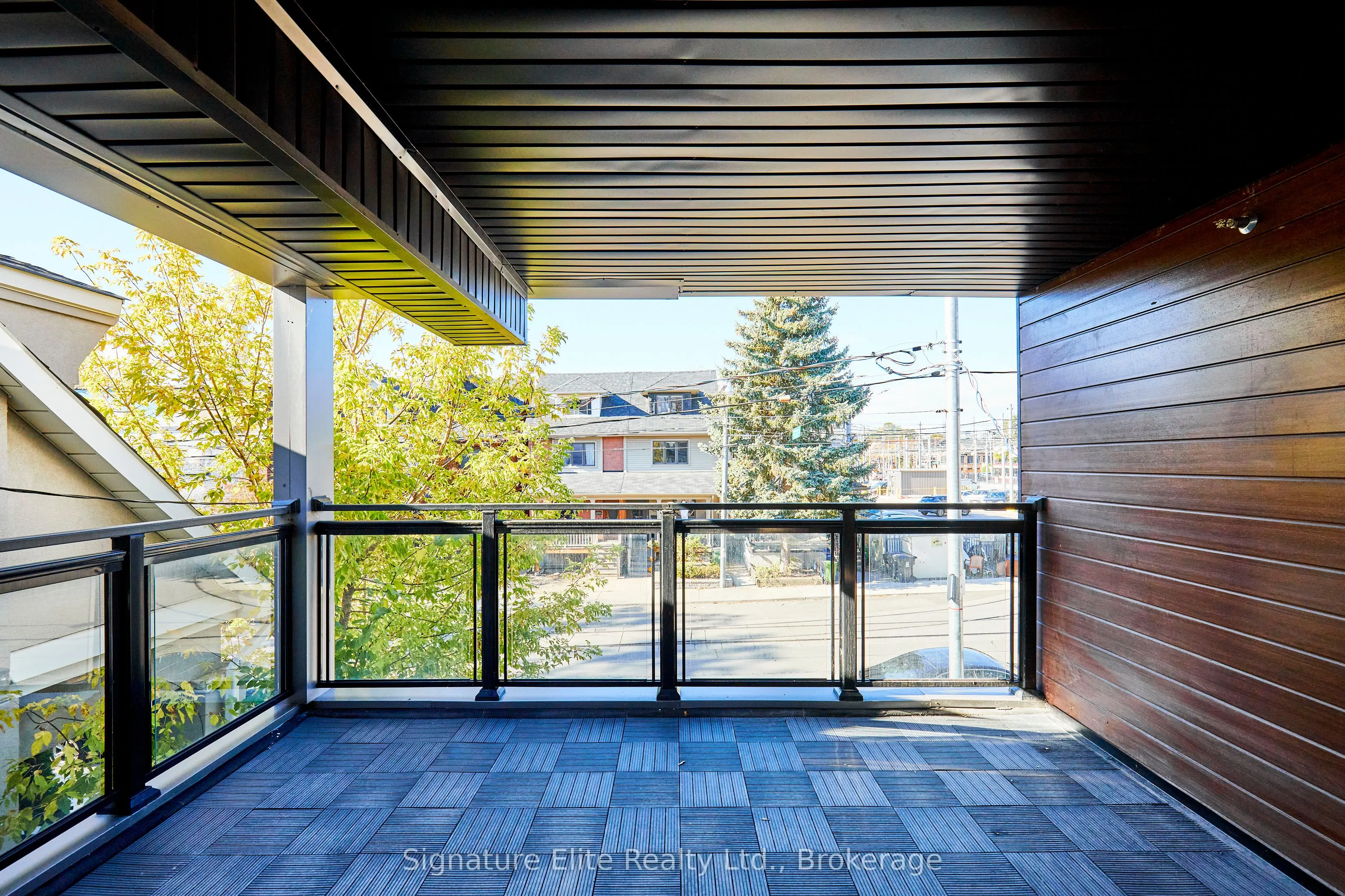 45 Connaught Avenue, #201