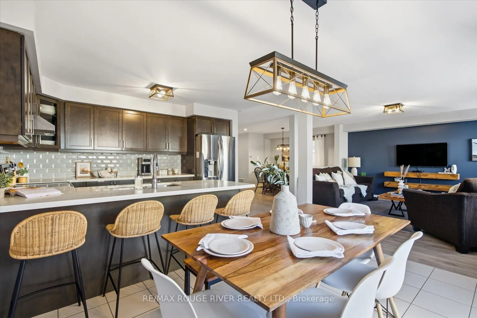 245 Blackwell Crescent