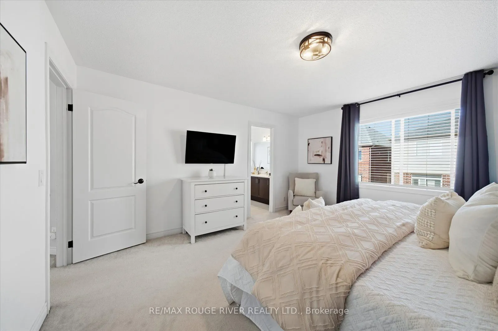 245 Blackwell Crescent