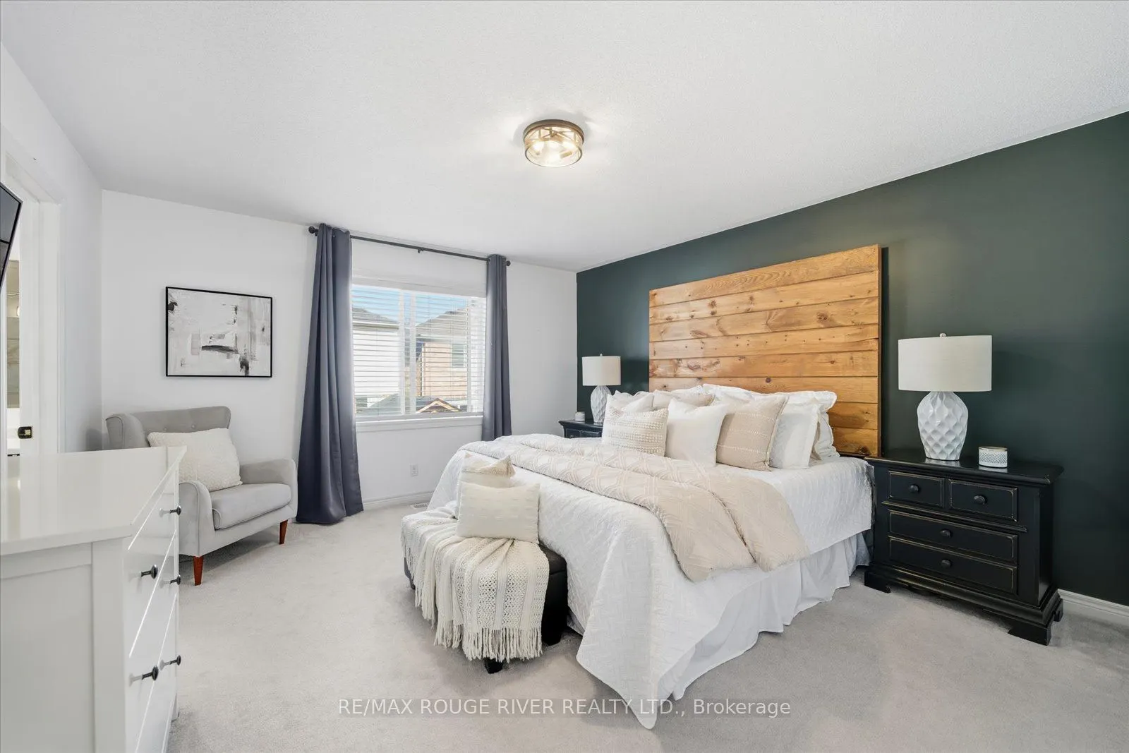 245 Blackwell Crescent