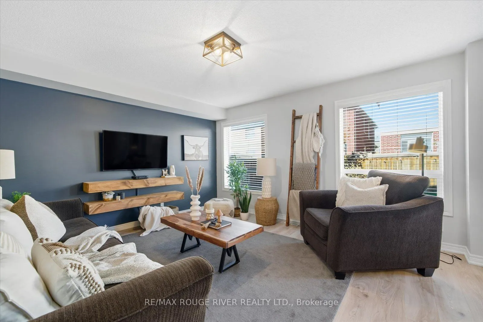 245 Blackwell Crescent