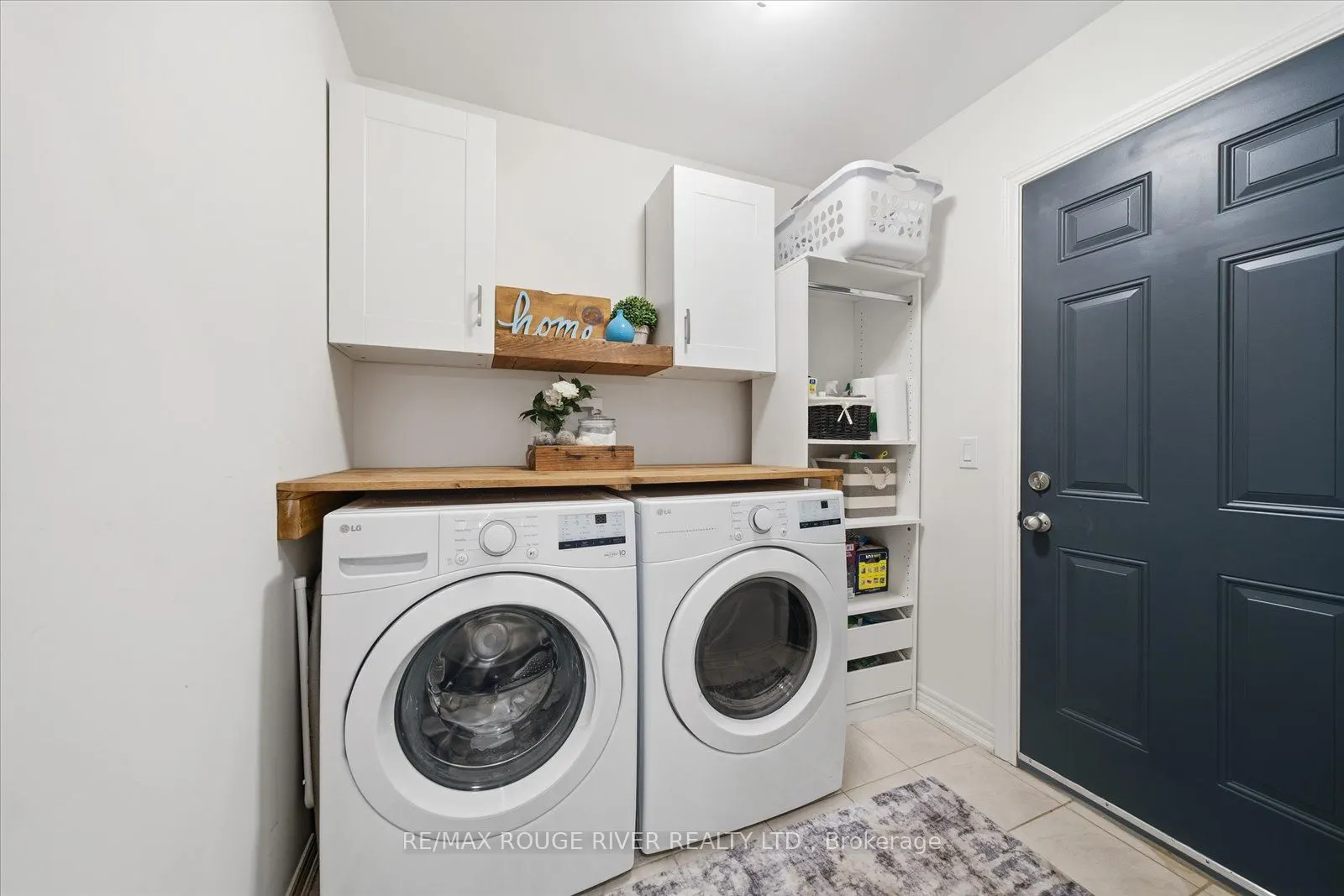 245 Blackwell Crescent