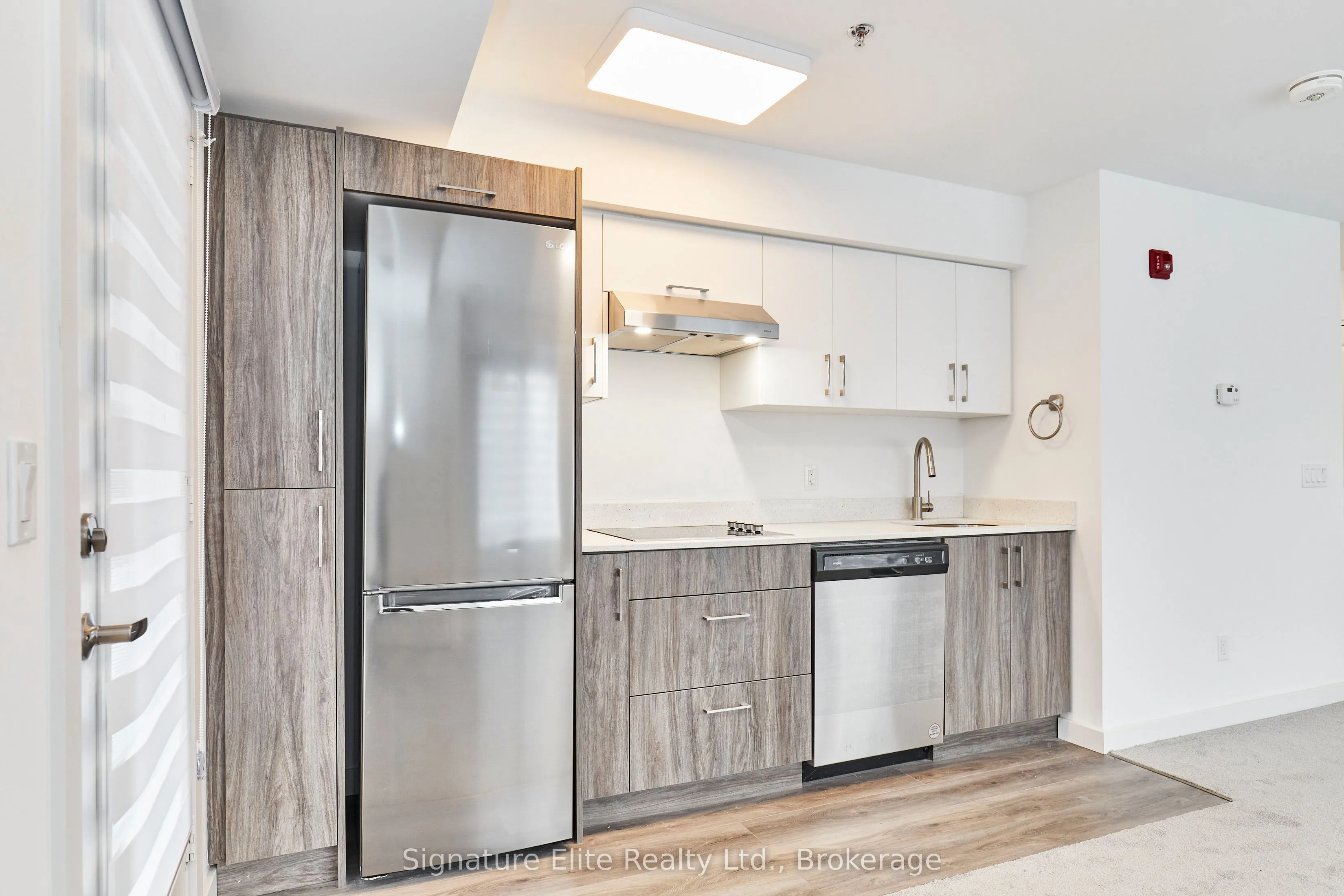 45 Connaught Avenue, #202