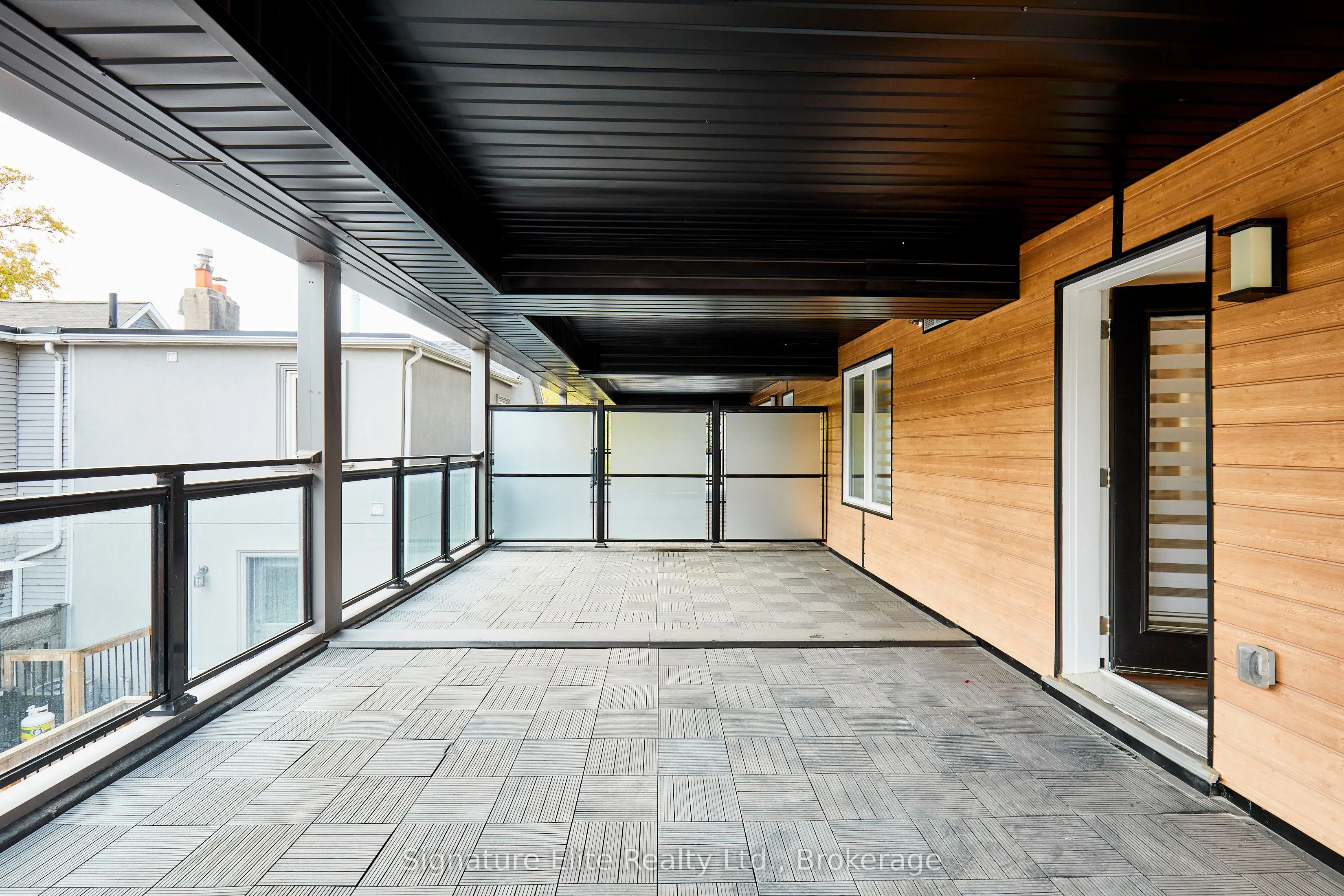 45 Connaught Avenue, #202