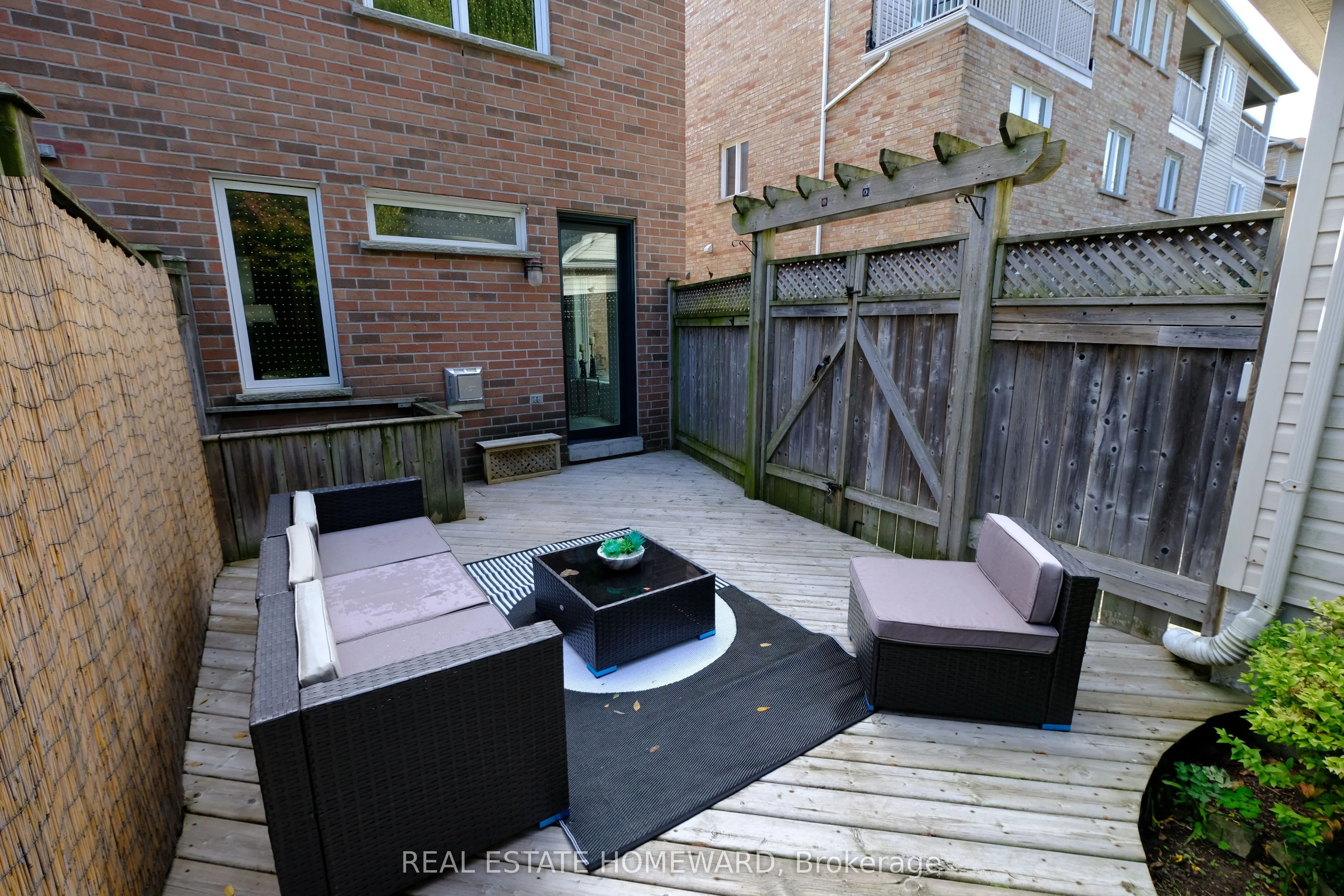 76 Whistle Post Street