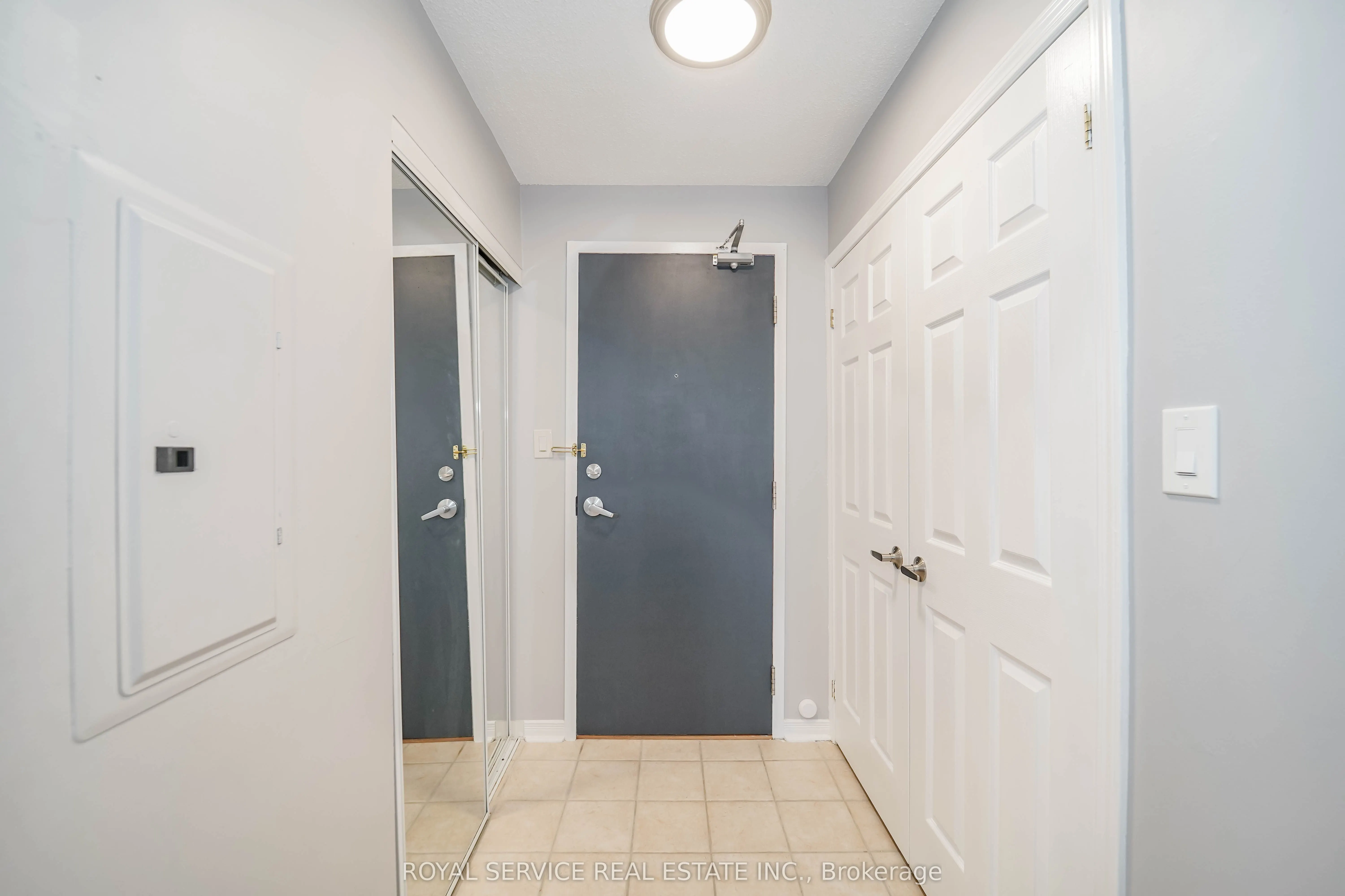 90 Aspen Springs Drive, #207