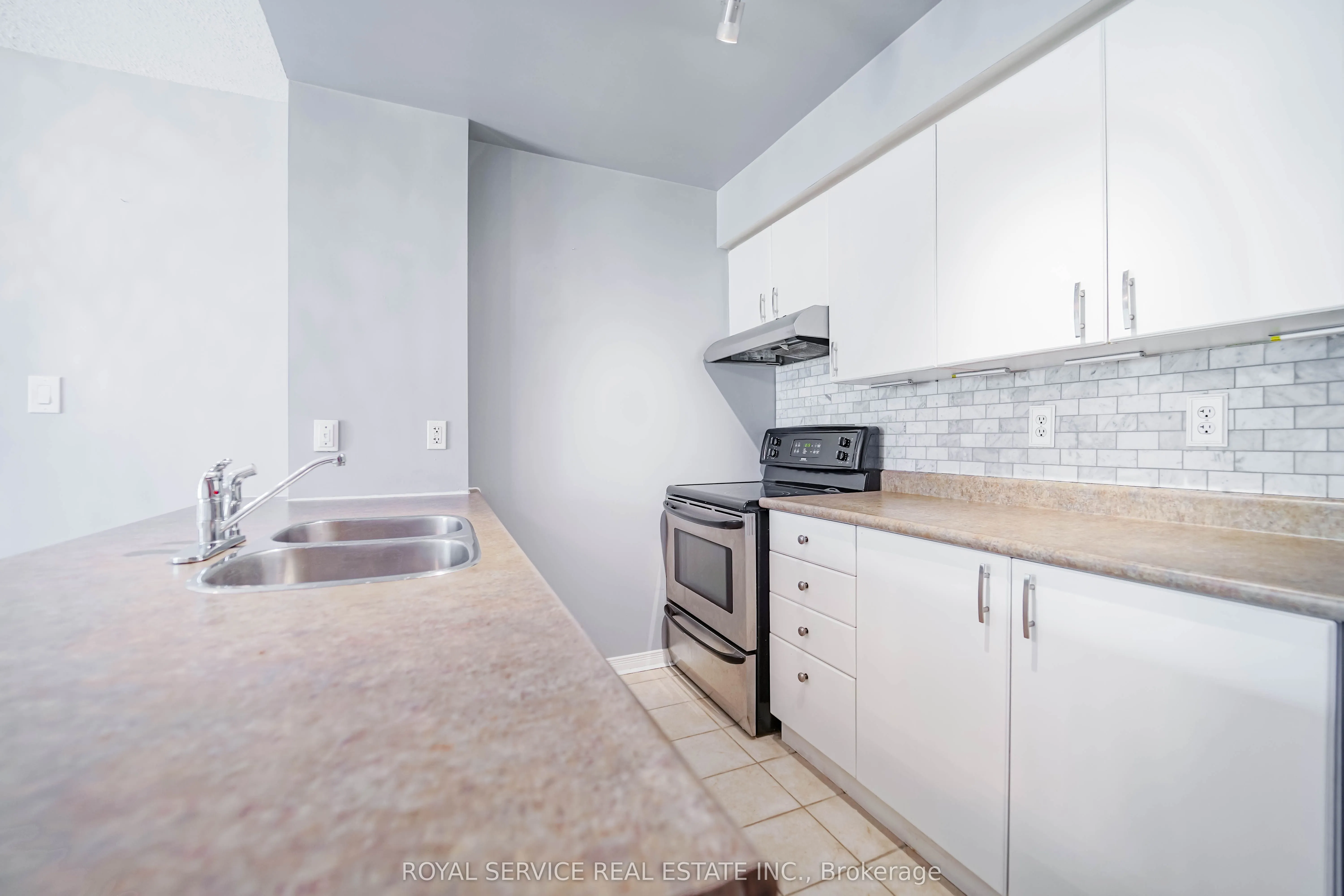 90 Aspen Springs Drive, #207