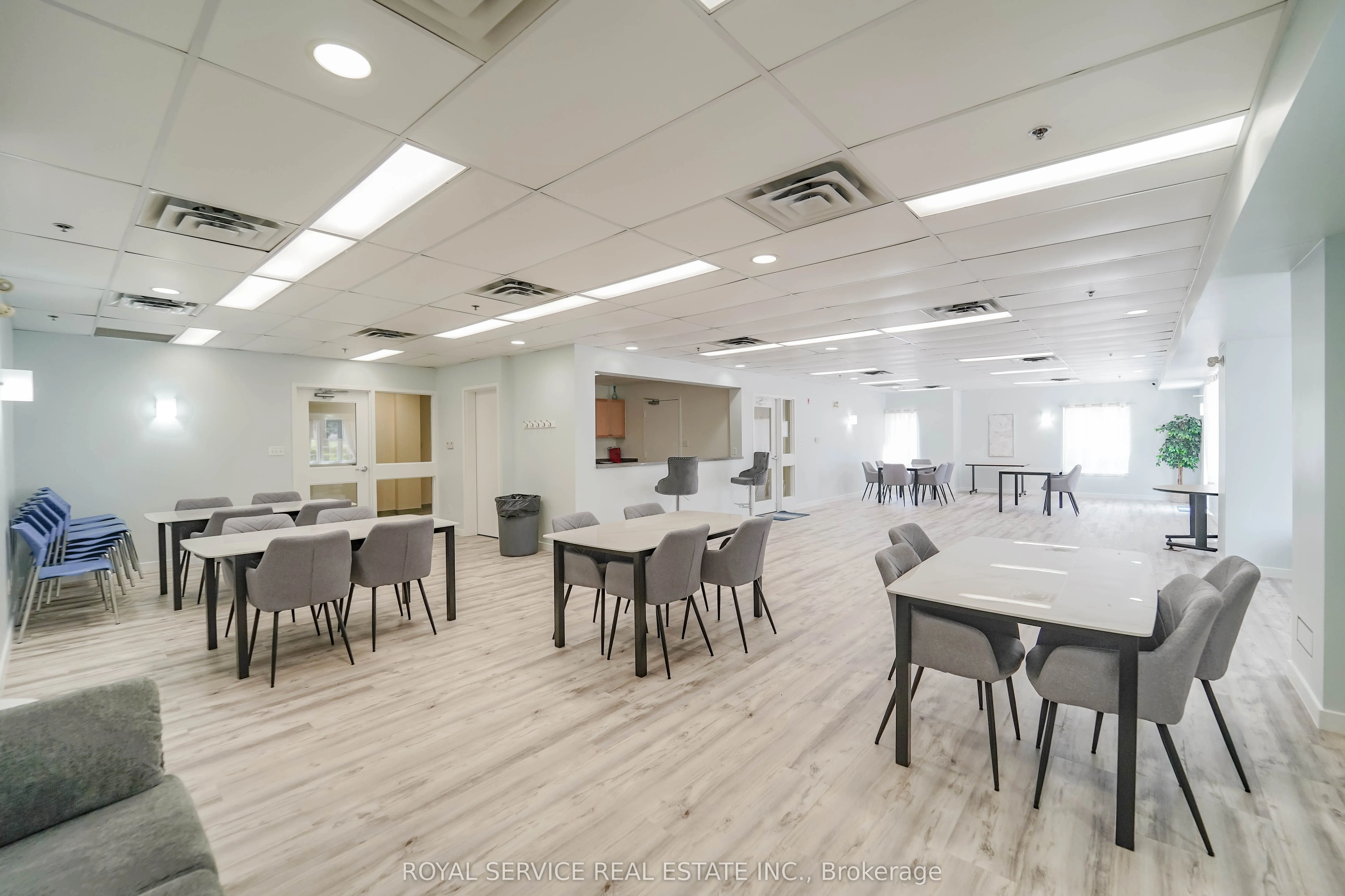 90 Aspen Springs Drive, #207