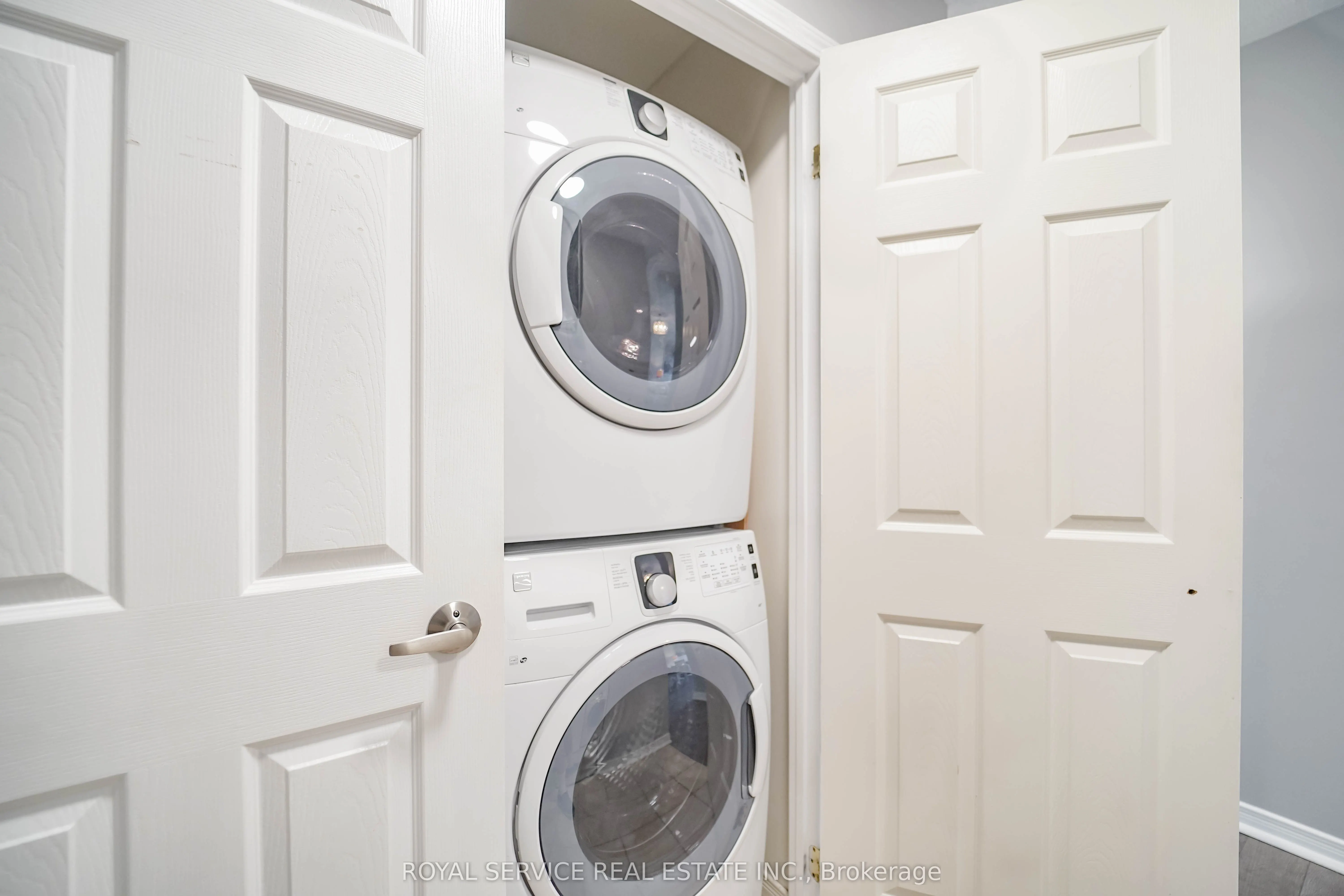 90 Aspen Springs Drive, #207