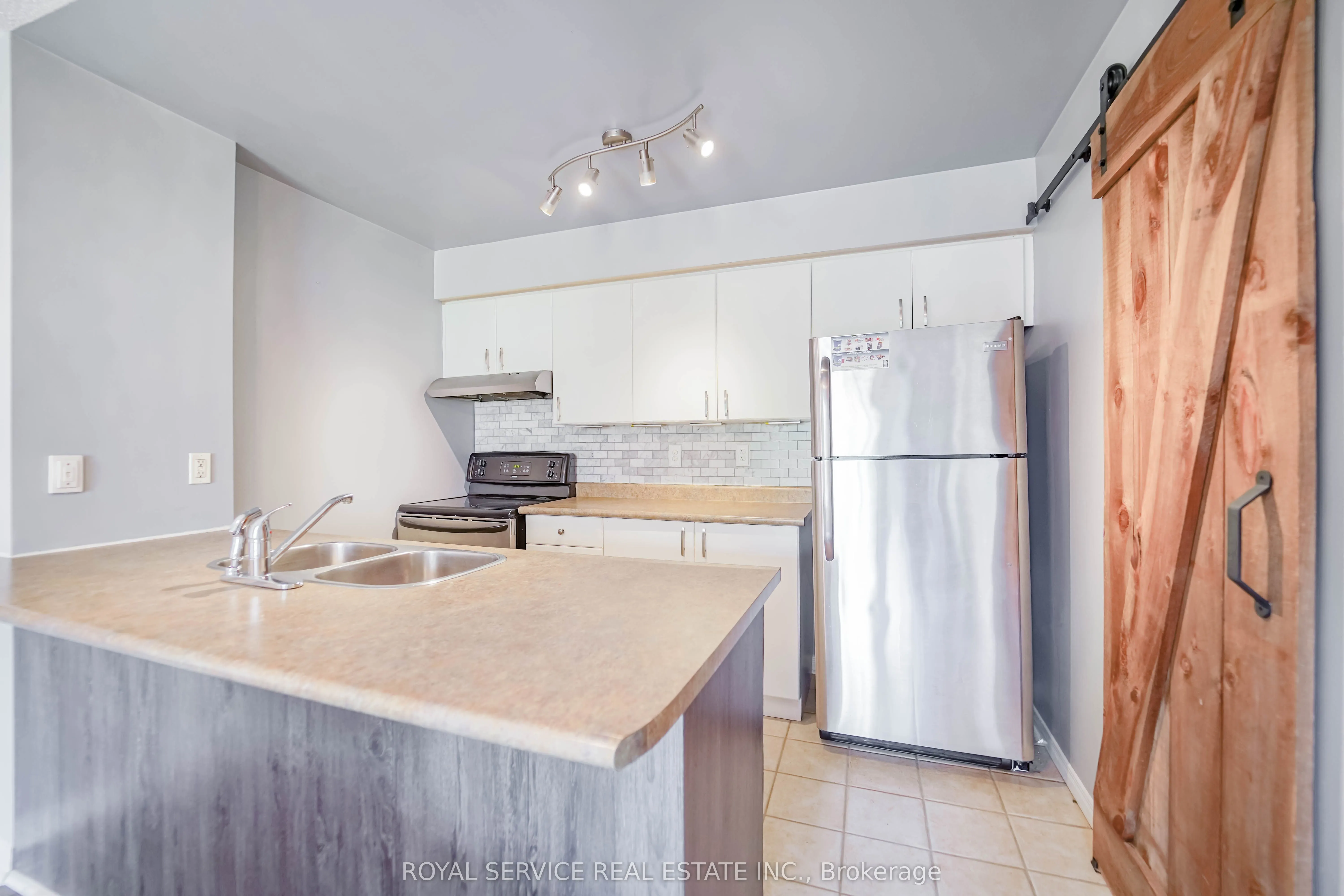 90 Aspen Springs Drive, #207