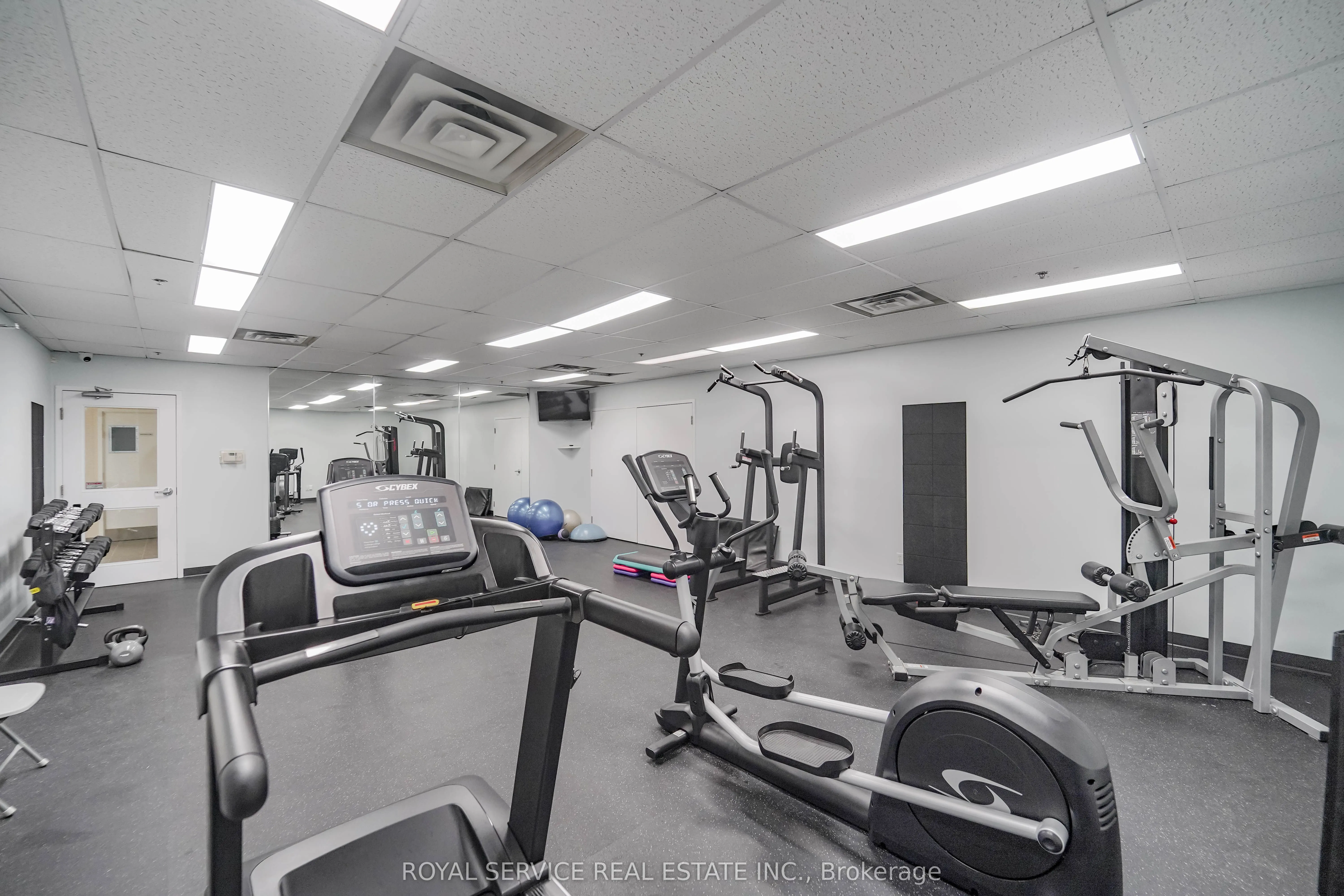 90 Aspen Springs Drive, #207