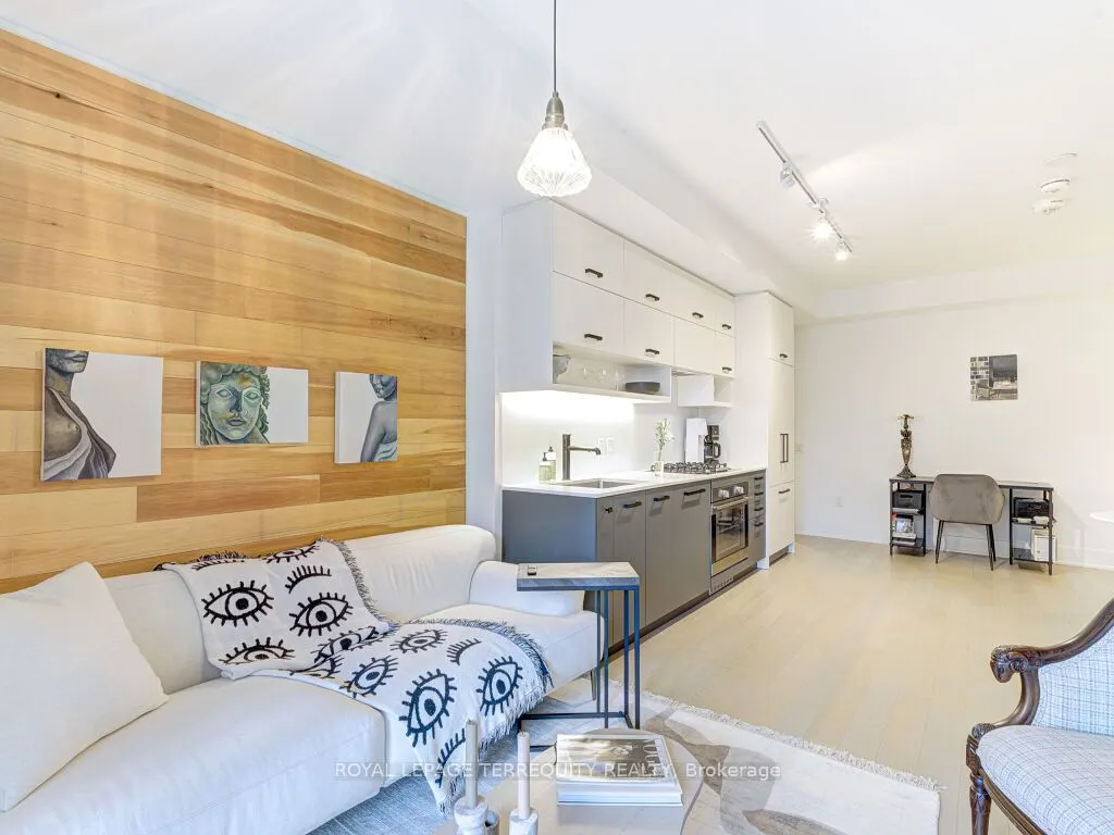 1888 Queen Street E, #201