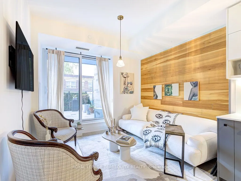 1888 Queen Street E, #201