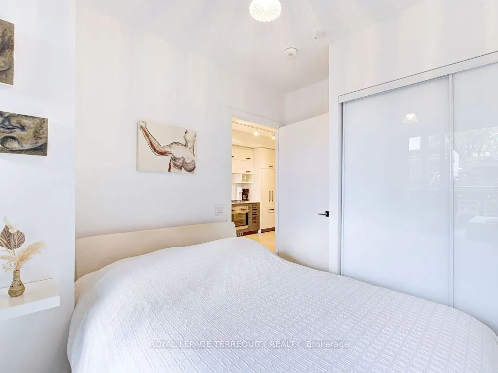 1888 Queen Street E, #201