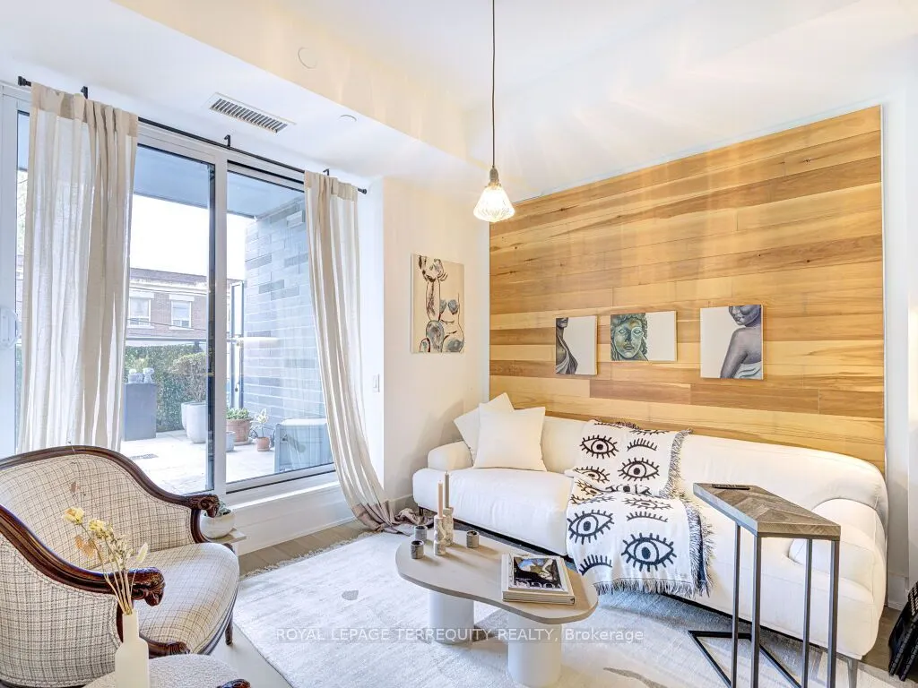 1888 Queen Street E, #201