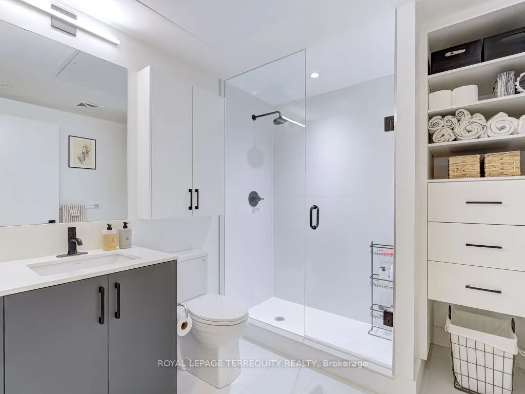 1888 Queen Street E, #201