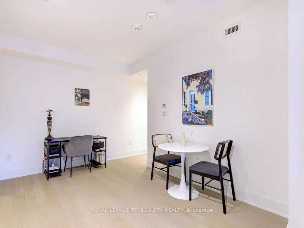 1888 Queen Street E, #201