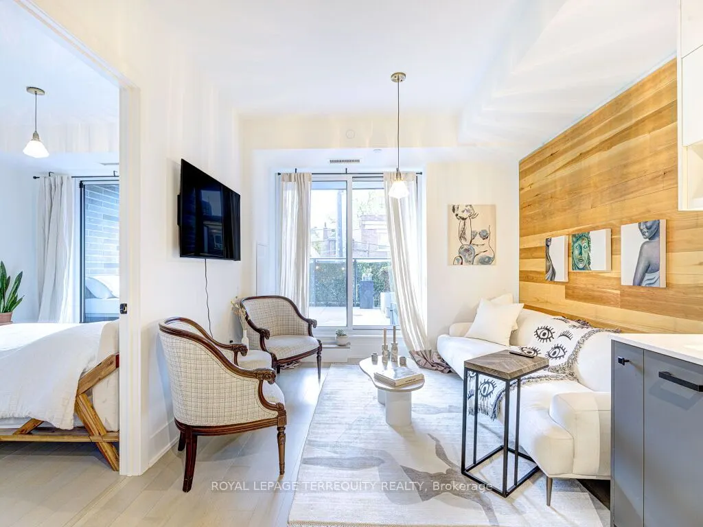 1888 Queen Street E, #201