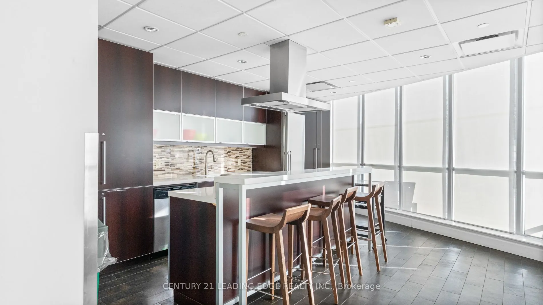 1048 Broadview Avenue, #1602