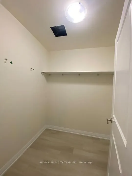 3260 Sheppard Avenue E, #705