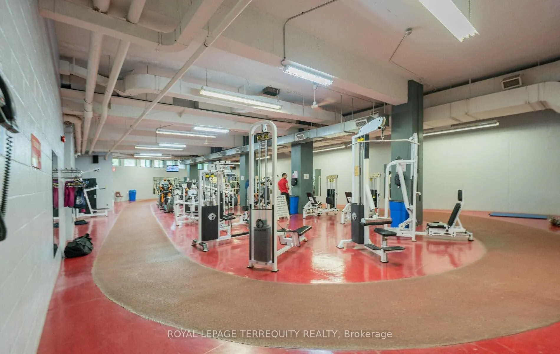 5 Massey Square, #2807